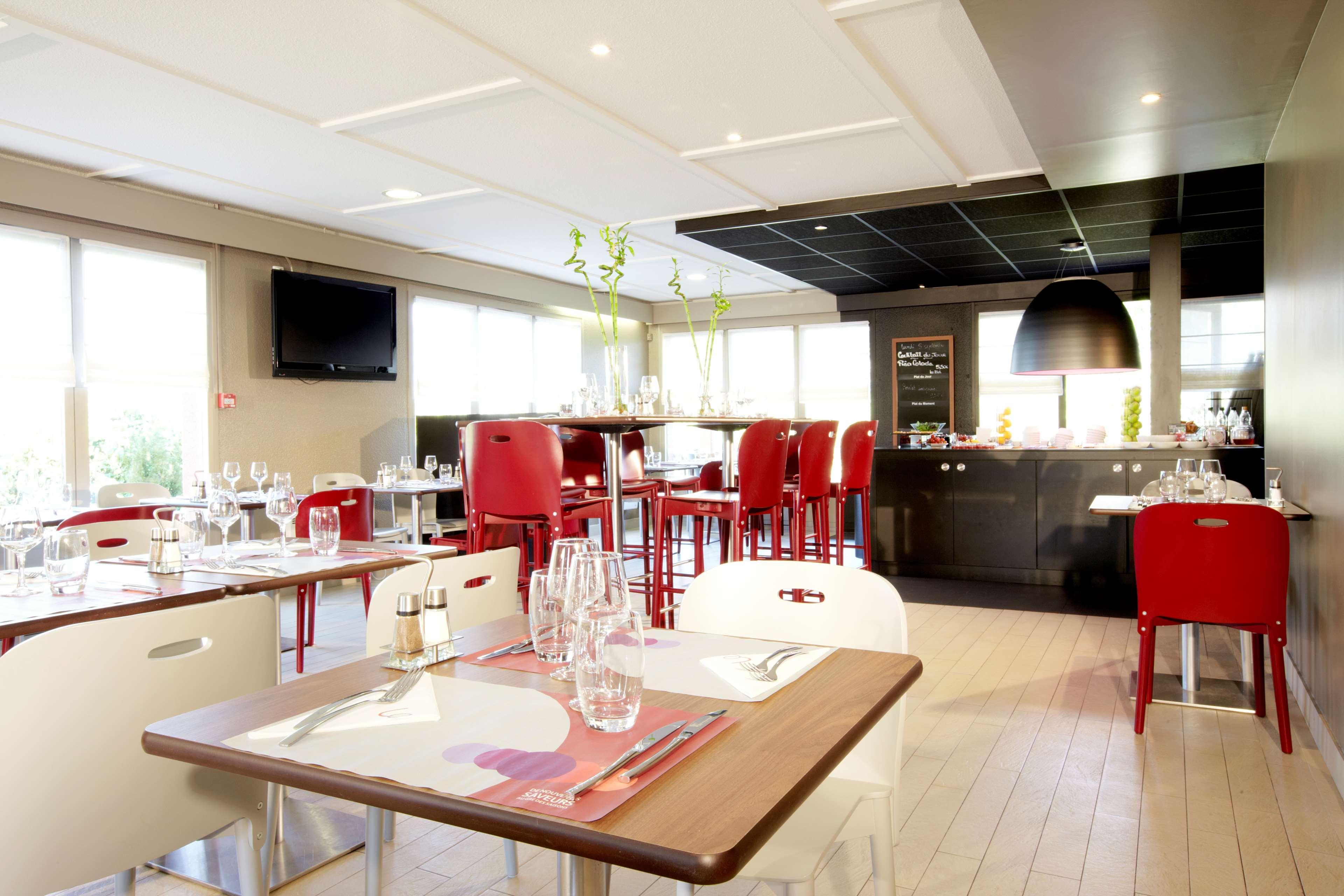 Campanile Rouen Nord - Mont-Saint-Aignan Hotel Ngoại thất bức ảnh