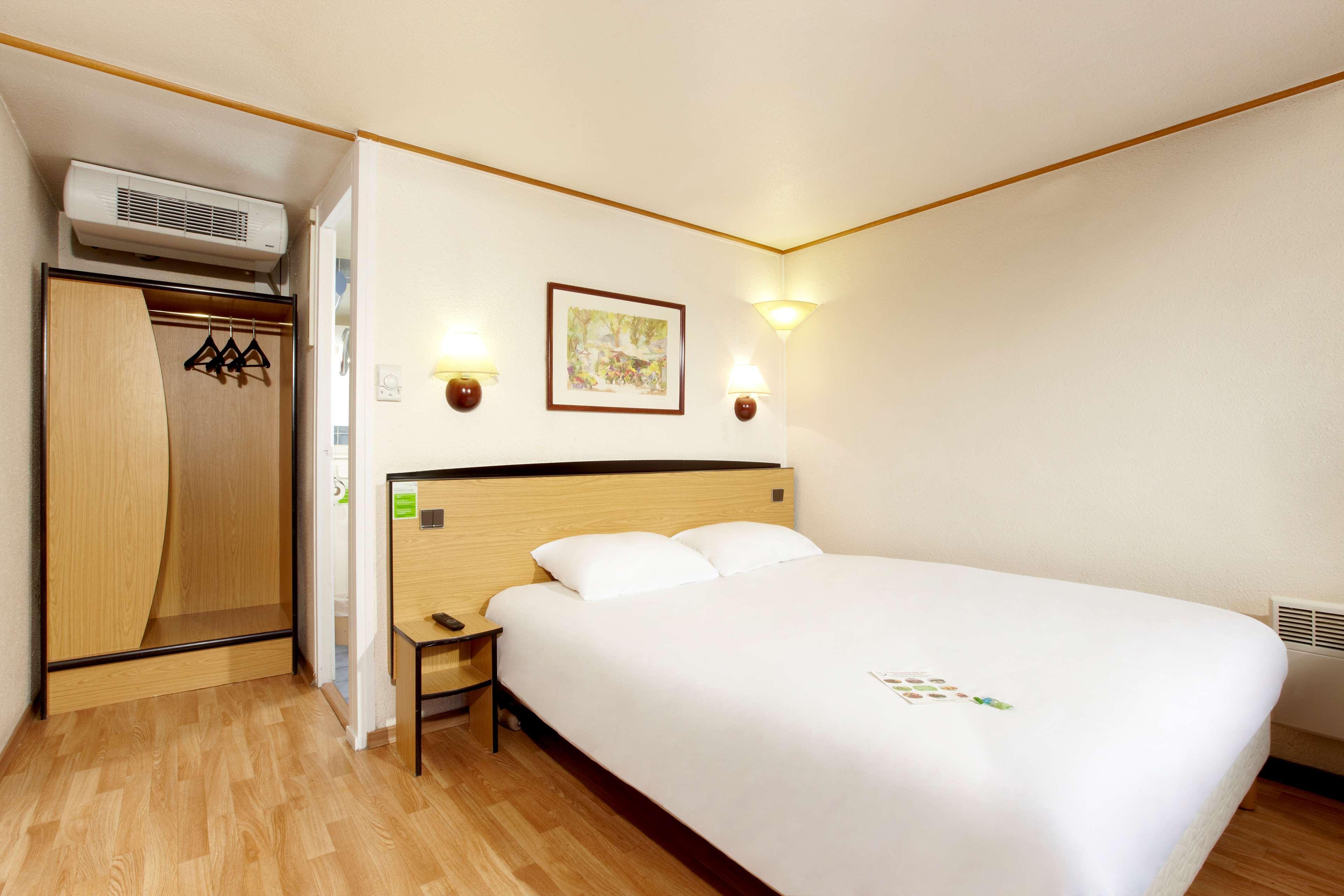 Campanile Rouen Nord - Mont-Saint-Aignan Hotel Ngoại thất bức ảnh